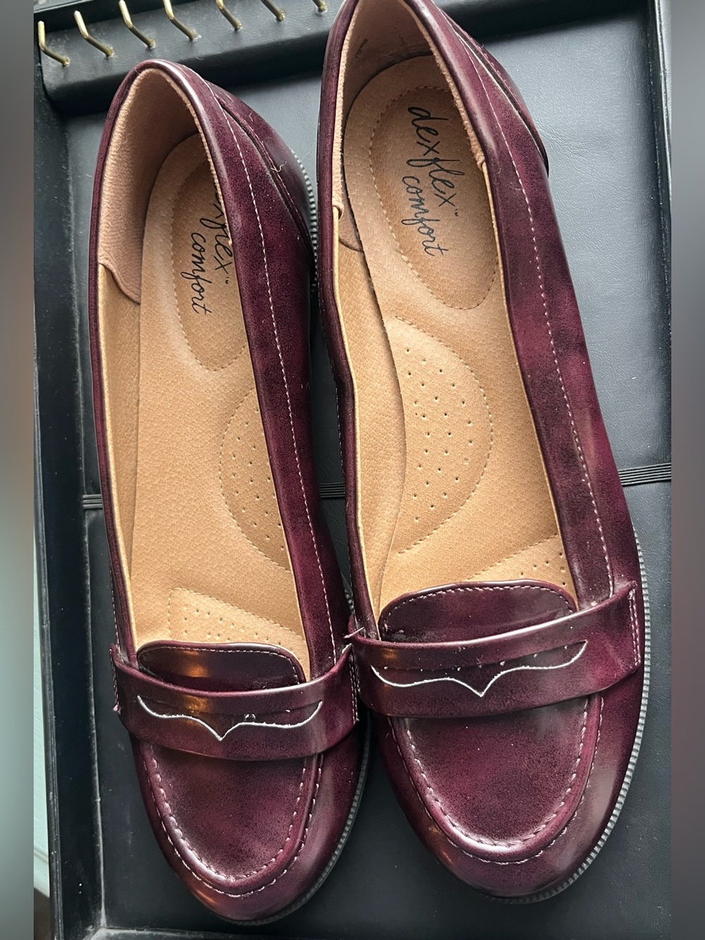 dexflex comfort Women's Oxblood/Cordovan Penny Loafers